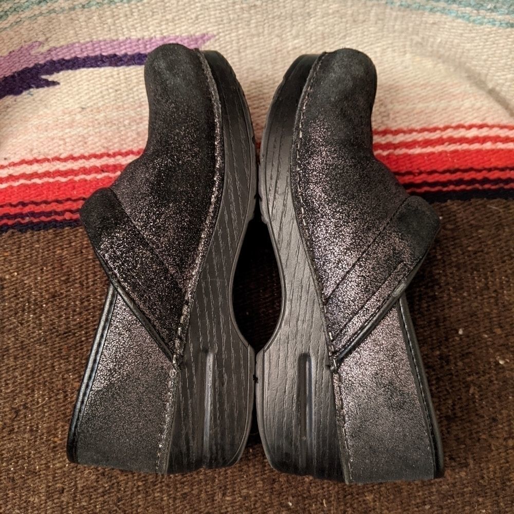 Dansko 36 Black Glitter Leather Clogs Professional